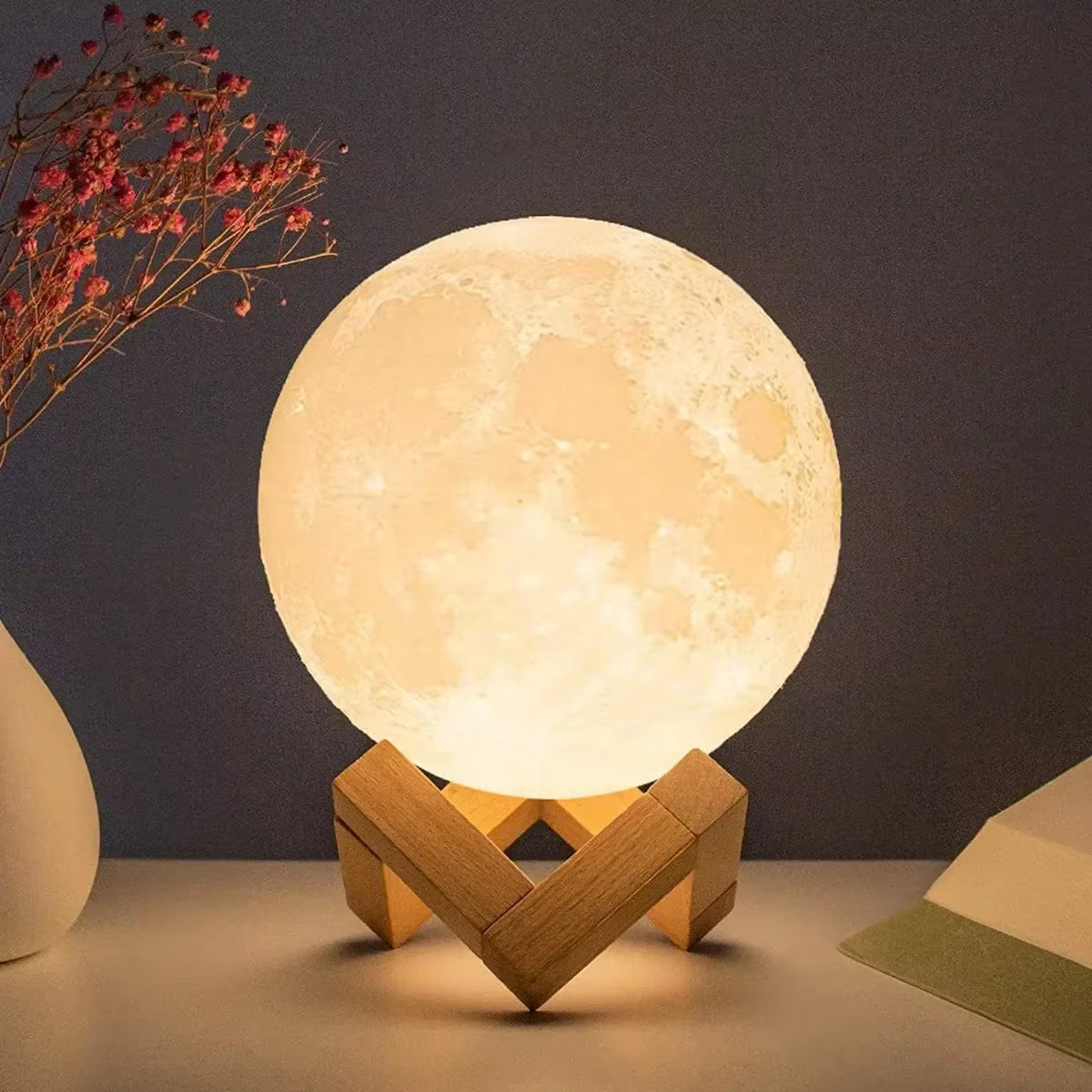 Enchanting 8Cm Moon Lamp LED Night Light - Battery Powered Starry Bedroom Decor & Perfect Kids Gift